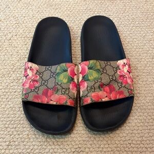 Gucci Black Slide Sandals with Pink & Green Floral GG Strap